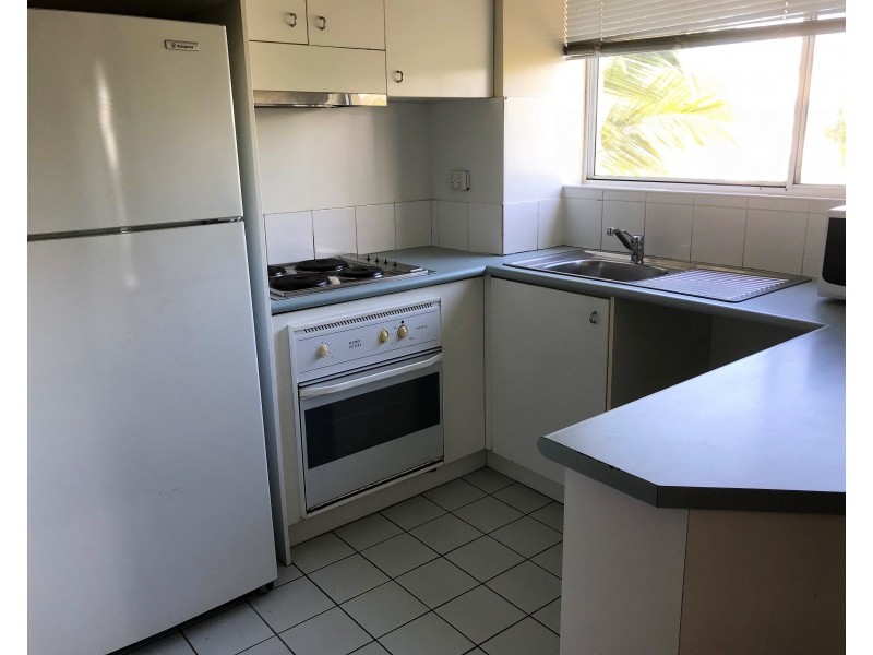 31/125 Frank Street, Labrador QLD 4215