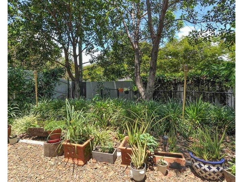 13/323 Bayview Street, Hollywell QLD 4216