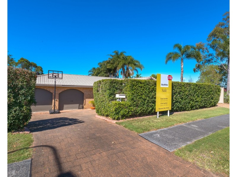 15 Ridgevale Drive, Helensvale QLD 4212