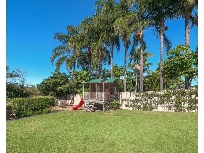 15 Ridgevale Drive, Helensvale QLD 4212