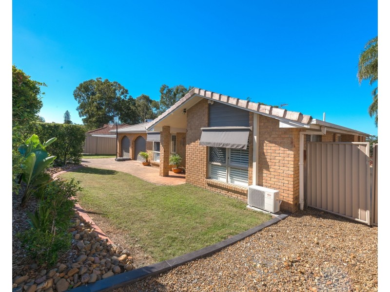 15 Ridgevale Drive, Helensvale QLD 4212