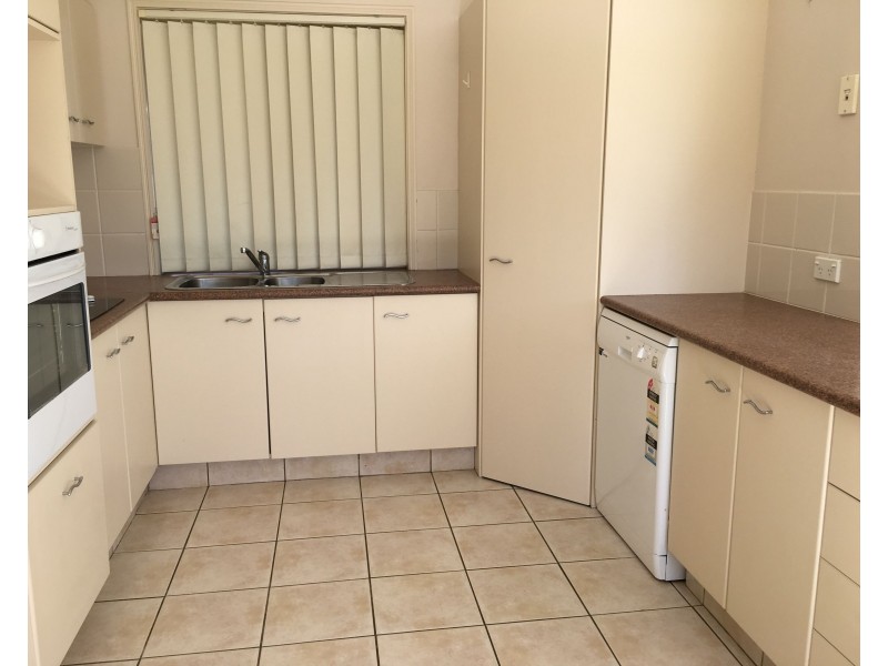 3 Carter Street, Pacific Pines QLD 4211