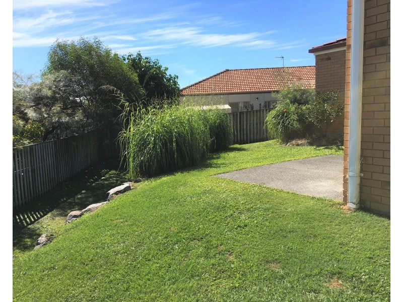 3 Carter Street, Pacific Pines QLD 4211