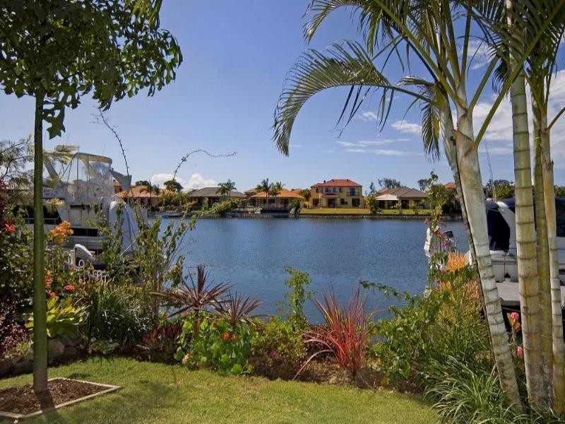 11 Prosperity Drive, Helensvale QLD 4212