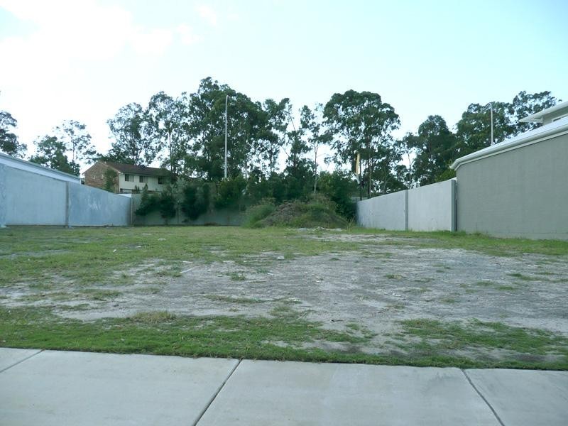 108 Compass Drive, Biggera Waters QLD 4216