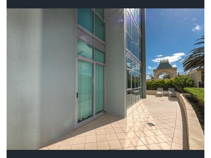 202/360 Marine Parade, Labrador QLD 4215