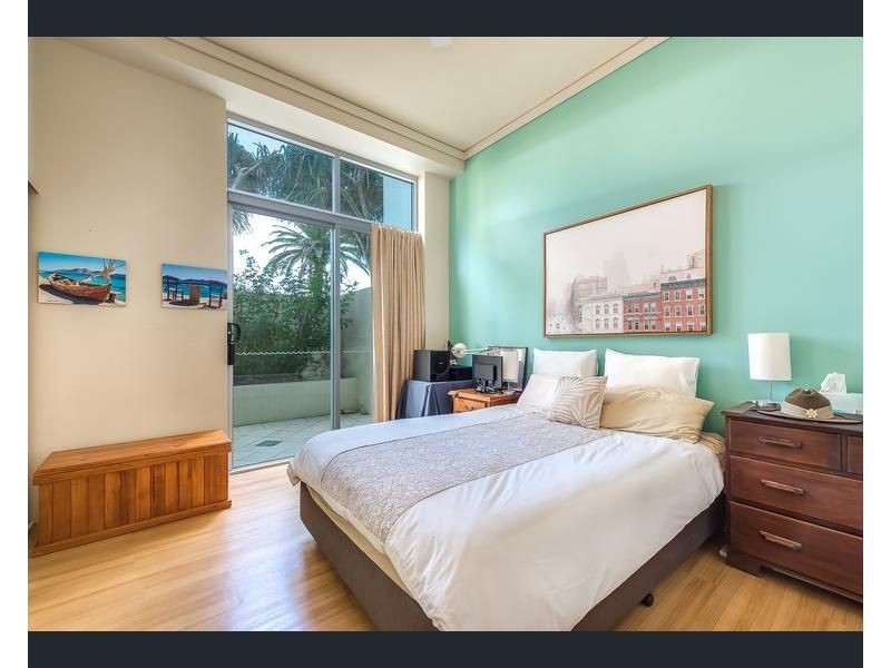 202/360 Marine Parade, Labrador QLD 4215