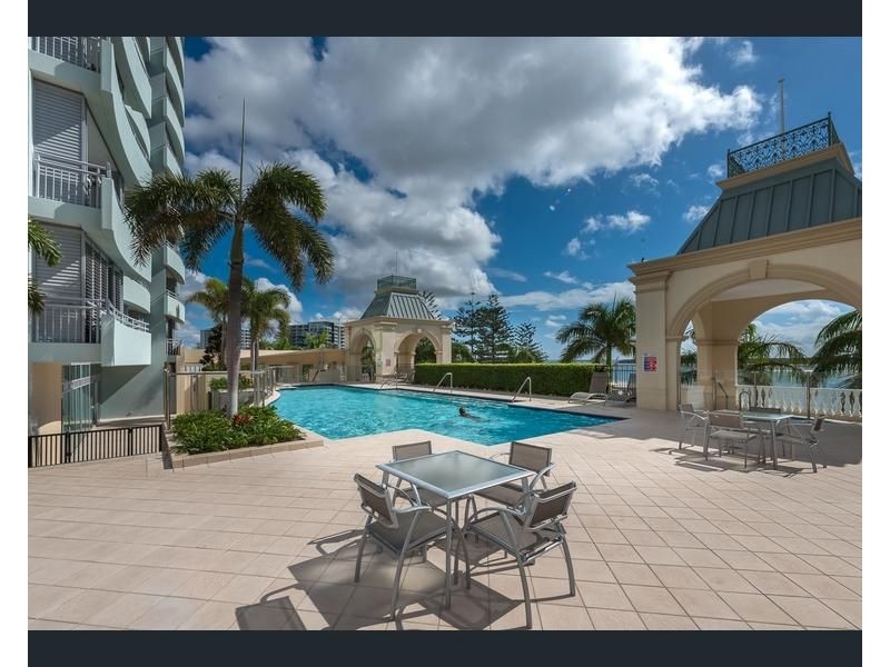 202/360 Marine Parade, Labrador QLD 4215