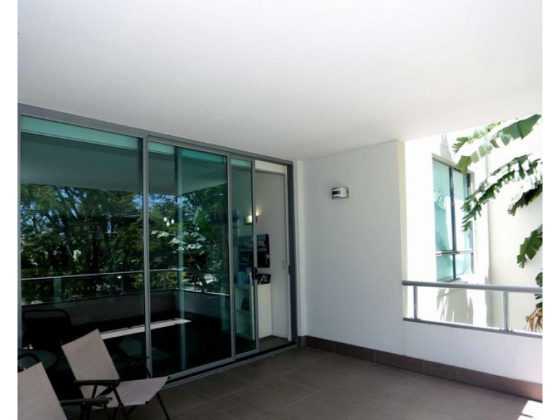 74/20-28 Bayview Street, Runaway Bay QLD 4216