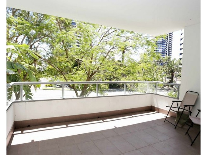 74/20-28 Bayview Street, Runaway Bay QLD 4216