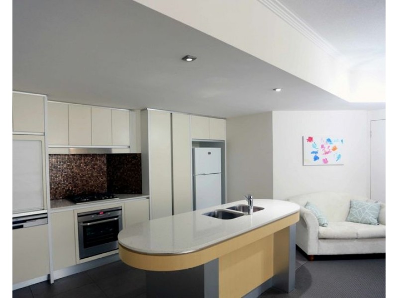 74/20-28 Bayview Street, Runaway Bay QLD 4216