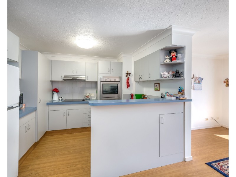 7/111 Frank Street, Labrador QLD 4215