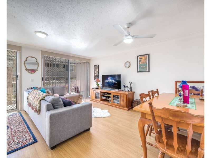7/111 Frank Street, Labrador QLD 4215
