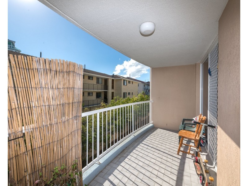 7/111 Frank Street, Labrador QLD 4215
