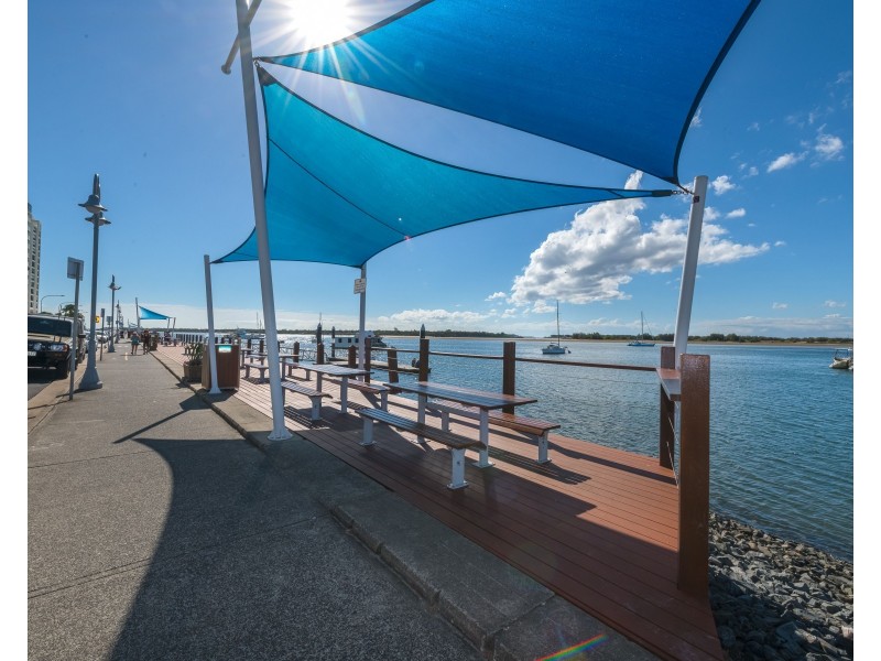7/111 Frank Street, Labrador QLD 4215