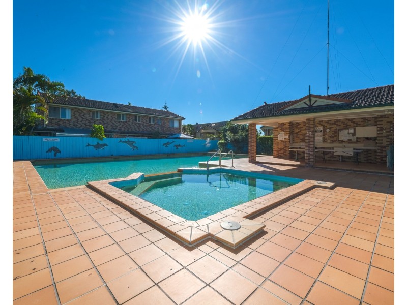 15/402 Pine Ridge Road, Coombabah QLD 4216