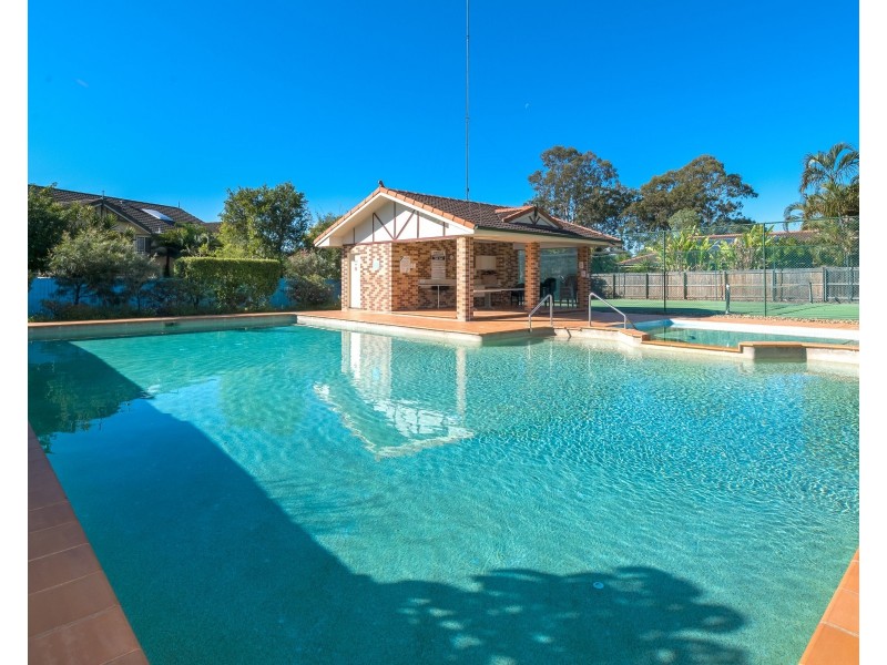 15/402 Pine Ridge Road, Coombabah QLD 4216