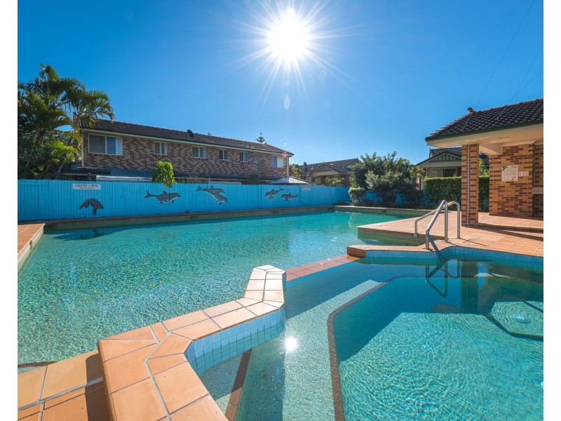 15/402 Pine Ridge Road, Coombabah QLD 4216