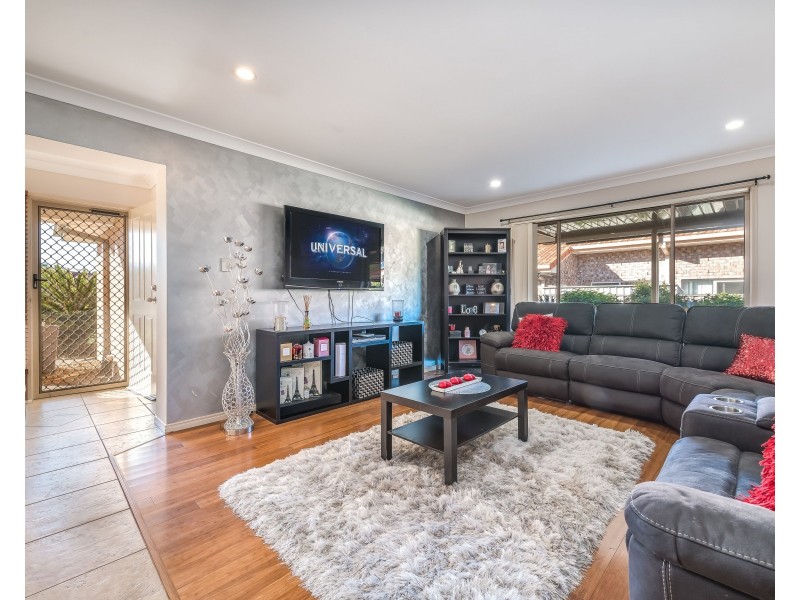 17 Diamond Sand Drive, Upper Coomera QLD 4209