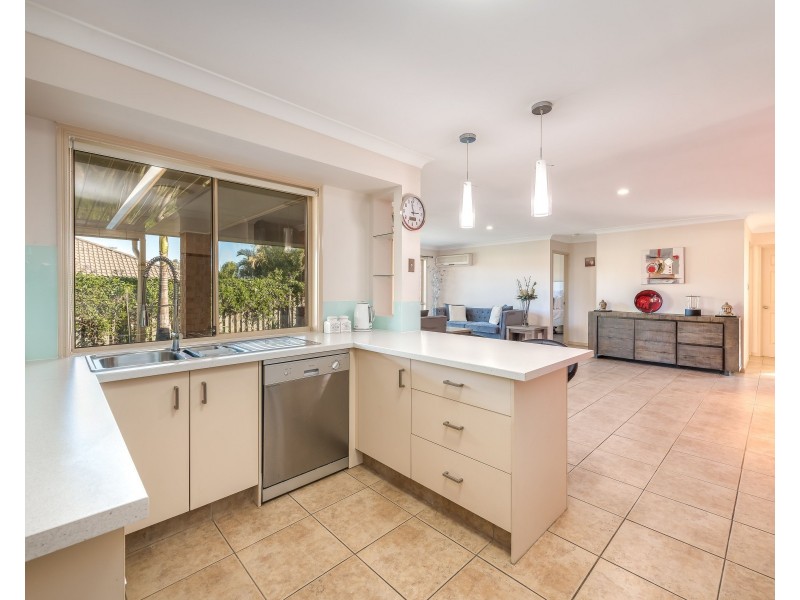 17 Diamond Sand Drive, Upper Coomera QLD 4209
