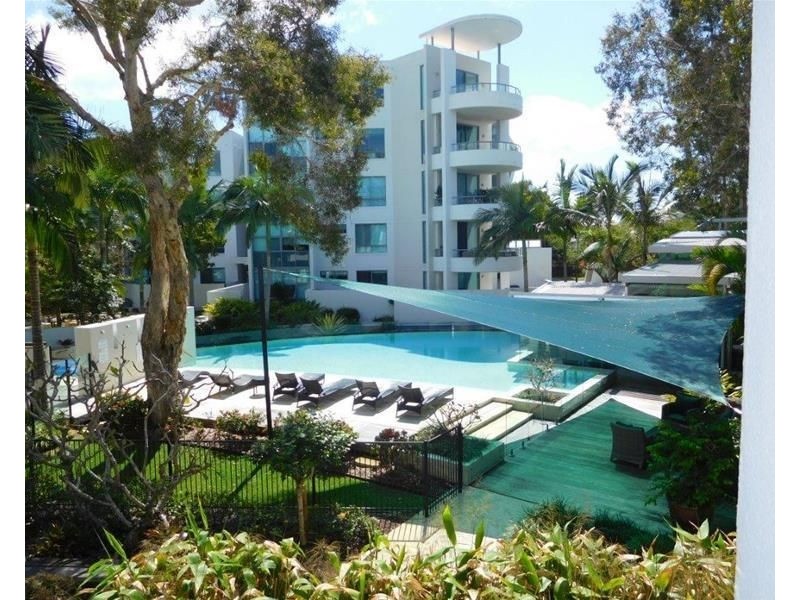 65/20-28 Bayview Street,, Runaway Bay QLD 4216