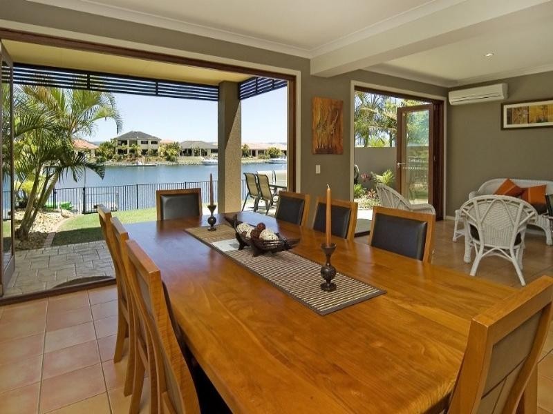 16 Prosperity Drive, Helensvale QLD 4212