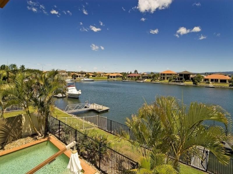 16 Prosperity Drive, Helensvale QLD 4212