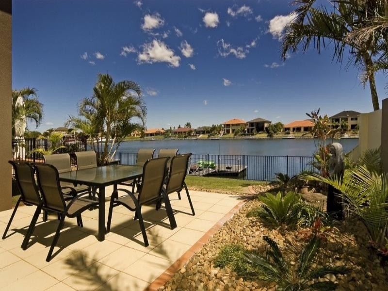 16 Prosperity Drive, Helensvale QLD 4212