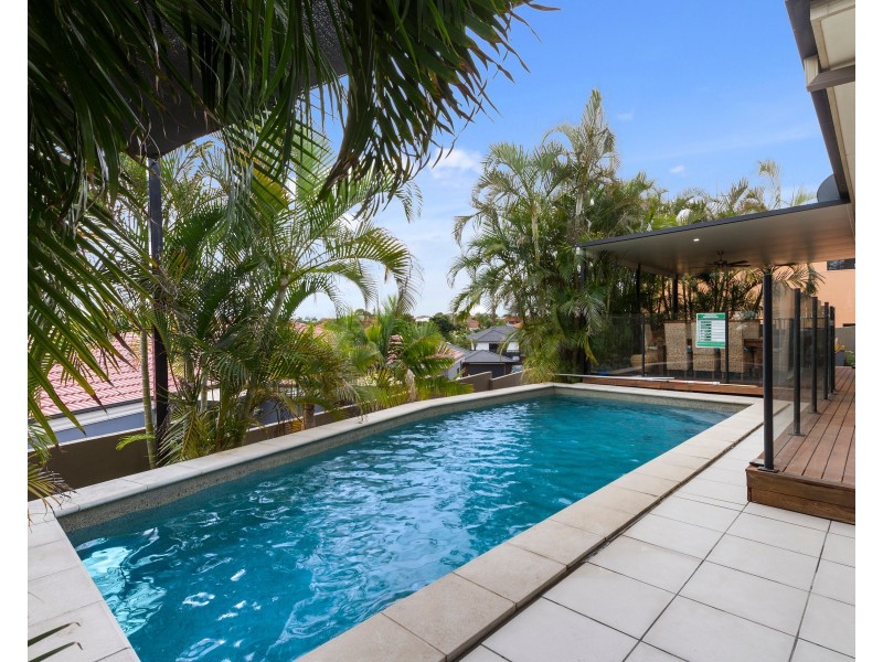 41 Maltravers Drive, Arundel QLD 4214