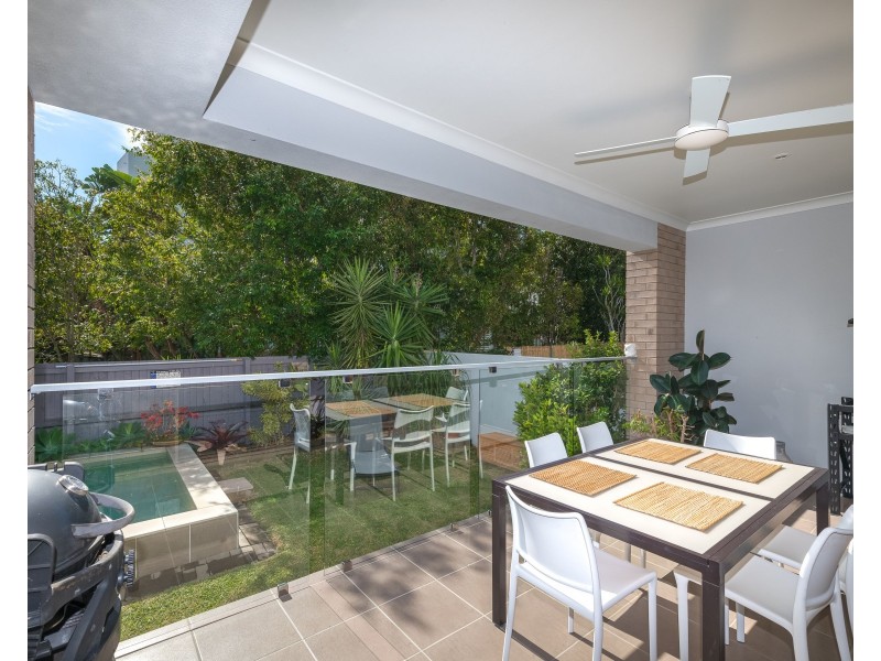 1/15 Broadwater Street, Runaway Bay QLD 4216