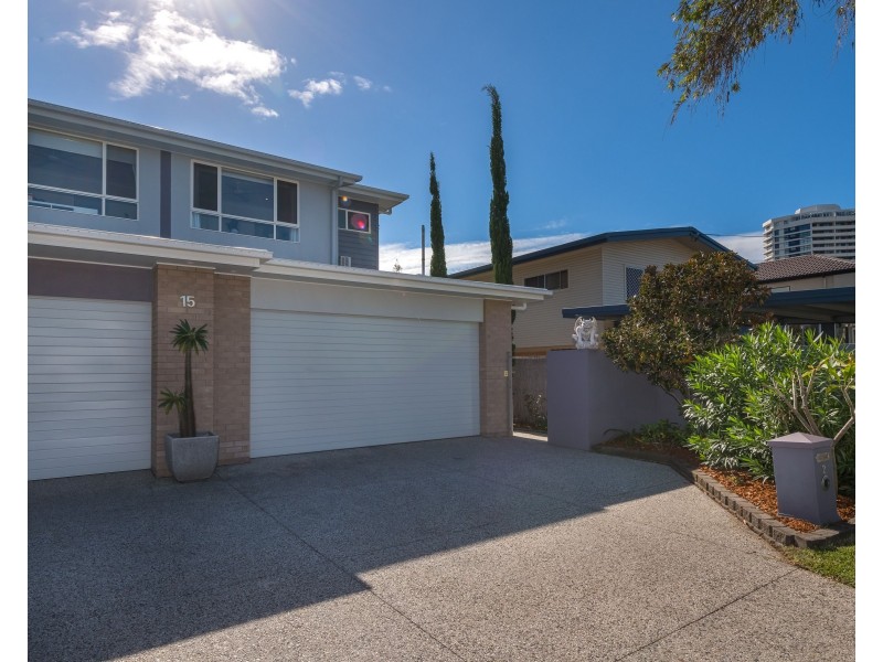 2/15 Broadwater Street, Runaway Bay QLD 4216