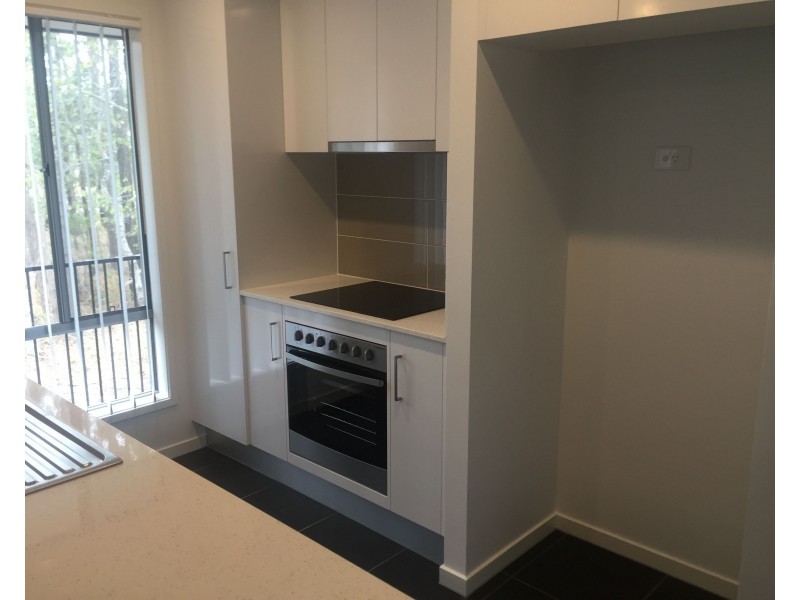 3 Rothbury Terrace, Pimpama QLD 4209