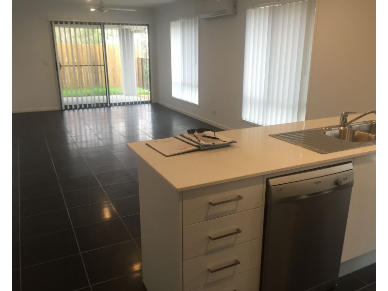 3 Rothbury Terrace, Pimpama QLD 4209