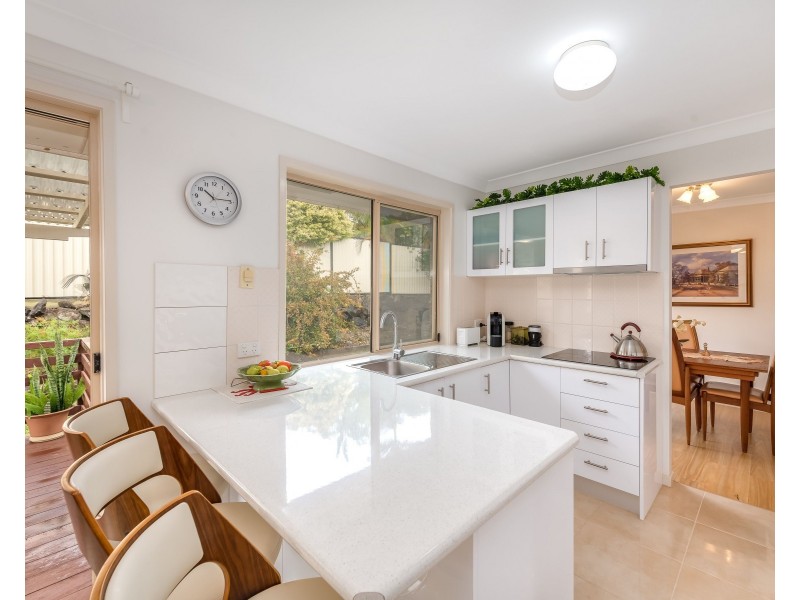 2 Langer Place, Arundel QLD 4214