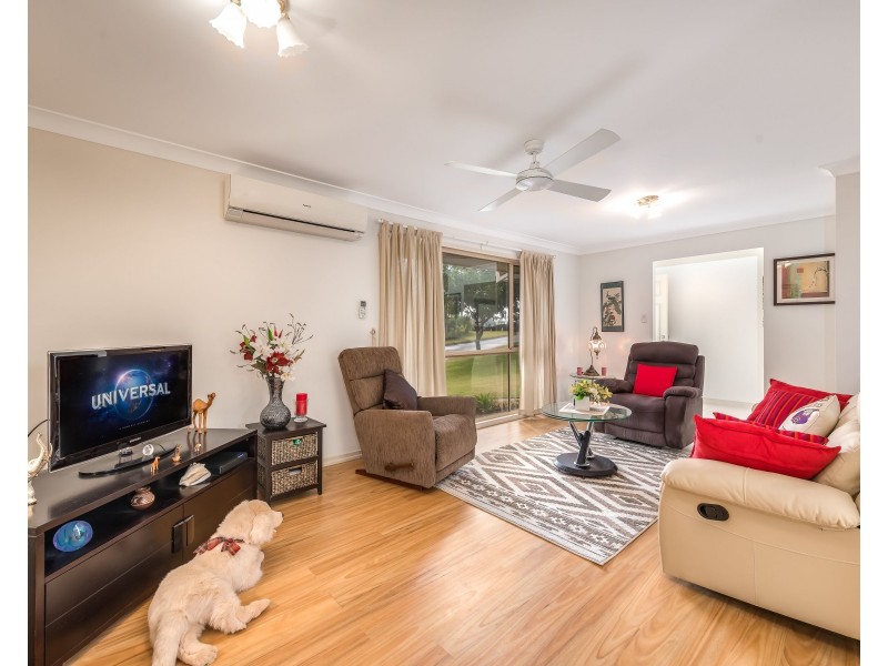 2 Langer Place, Arundel QLD 4214