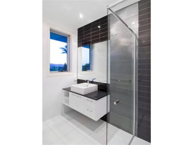 Hope Island QLD 4212