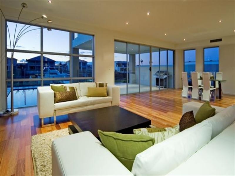 Hope Island QLD 4212