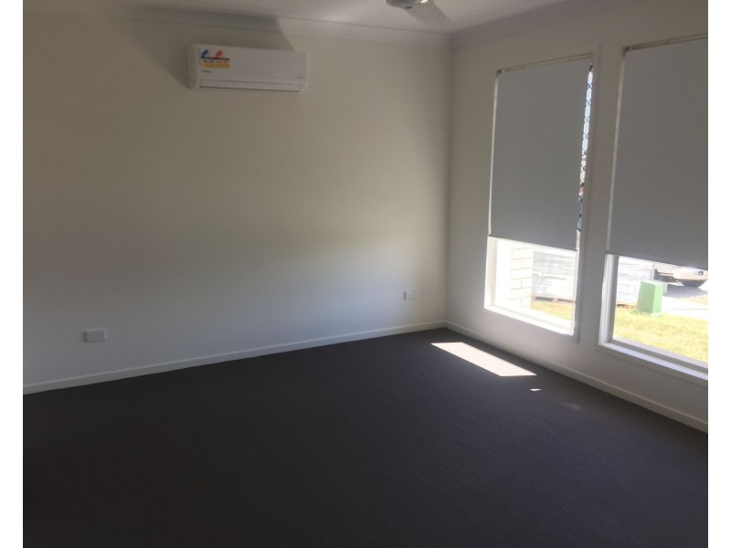 75 Greenwich Avenue, Pimpama QLD 4209