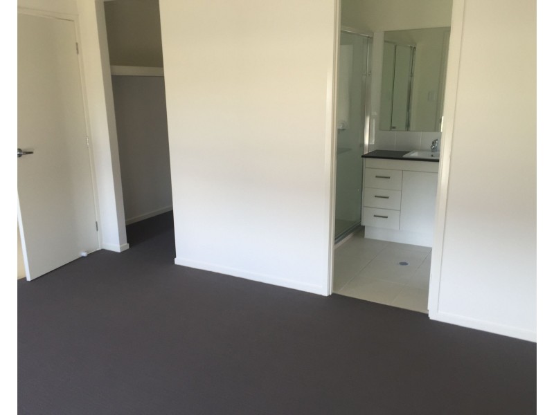 75 Greenwich Avenue, Pimpama QLD 4209