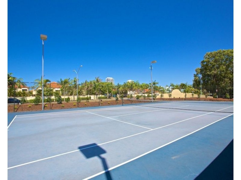 66/100 Morala Avenue, Runaway Bay QLD 4216