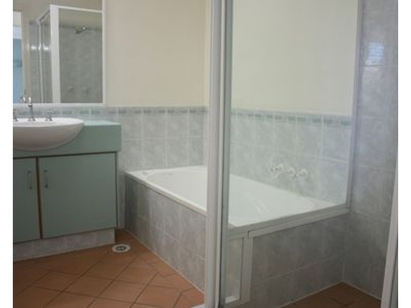 66/100 Morala Avenue, Runaway Bay QLD 4216