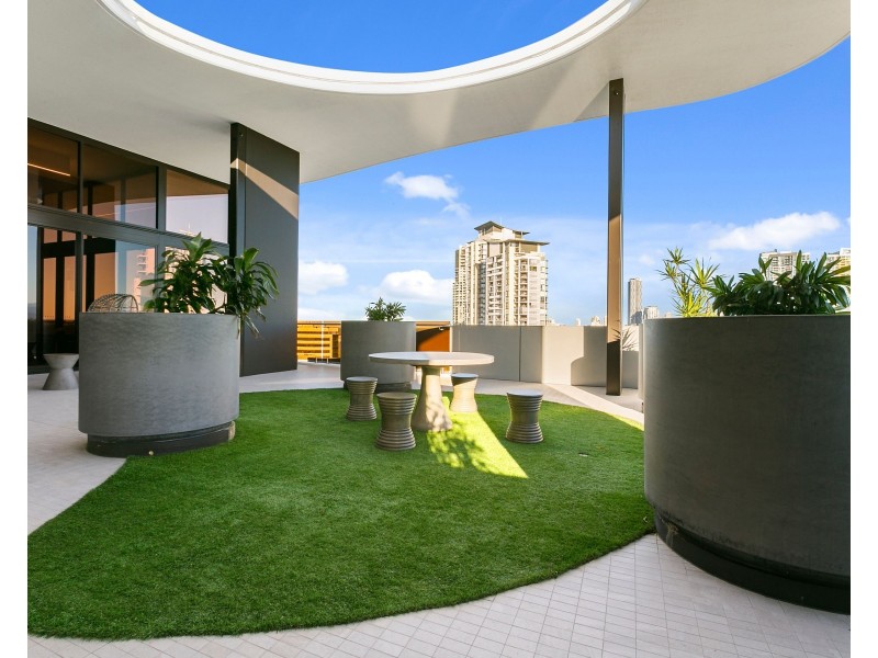 606/139 Scarborough Street, Southport QLD 4215