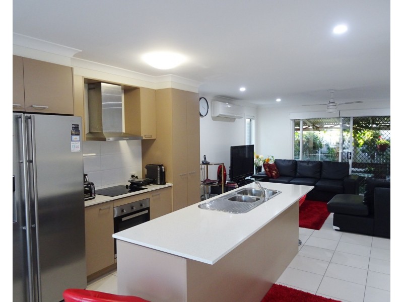 5 Savanna Gardens, Pimpama QLD 4209