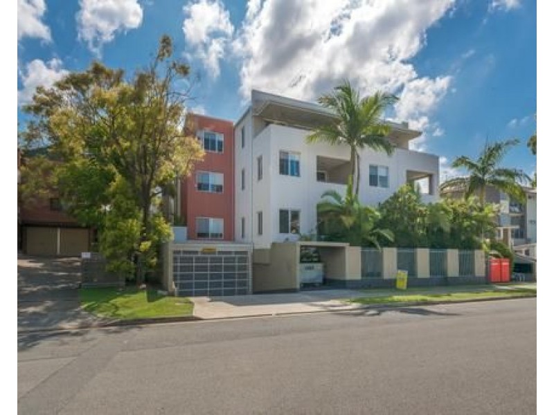 24/6-10 Rose Street, Southport QLD 4215