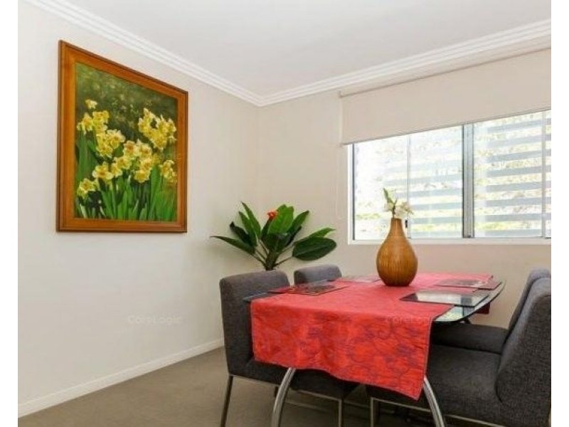 24/6-10 Rose Street, Southport QLD 4215