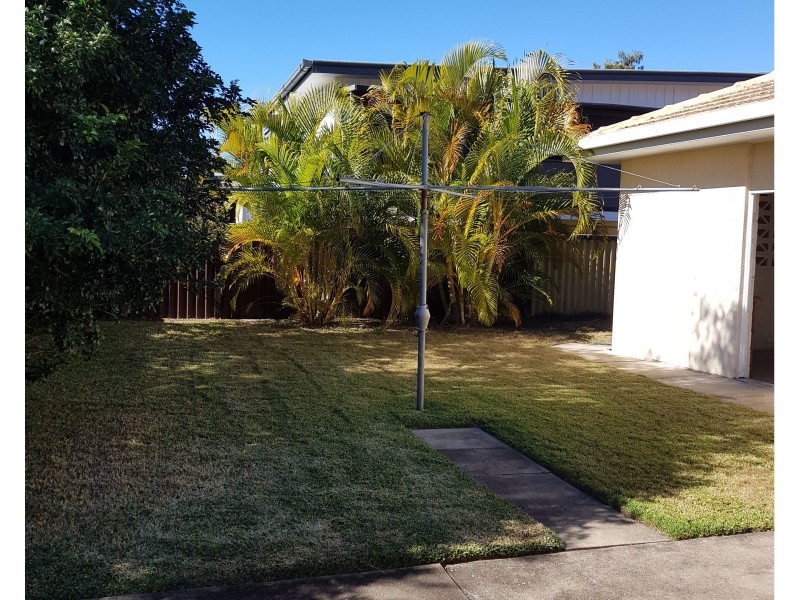 3 Kilmartin Esplanade, Biggera Waters QLD 4216