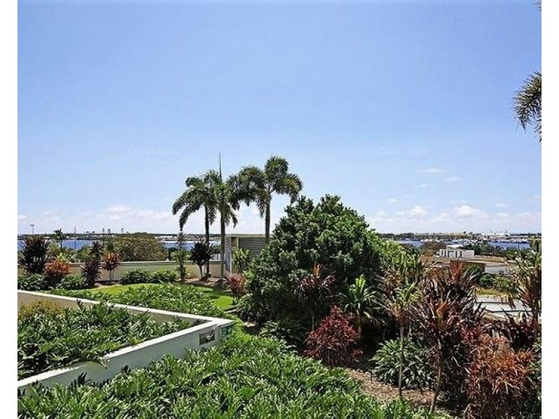 202/105 Scarborough Street, Southport QLD 4215