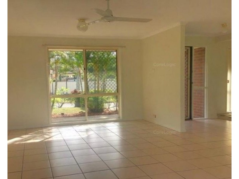 157 Wallandra Road, Mudgeeraba QLD 4213
