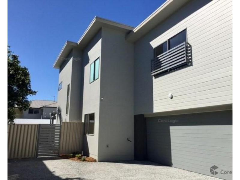 1/37 Parker Street, Labrador QLD 4215