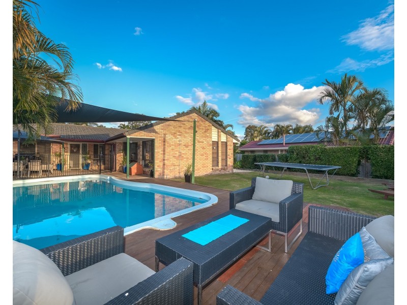 5 Cowry Place, Helensvale QLD 4212